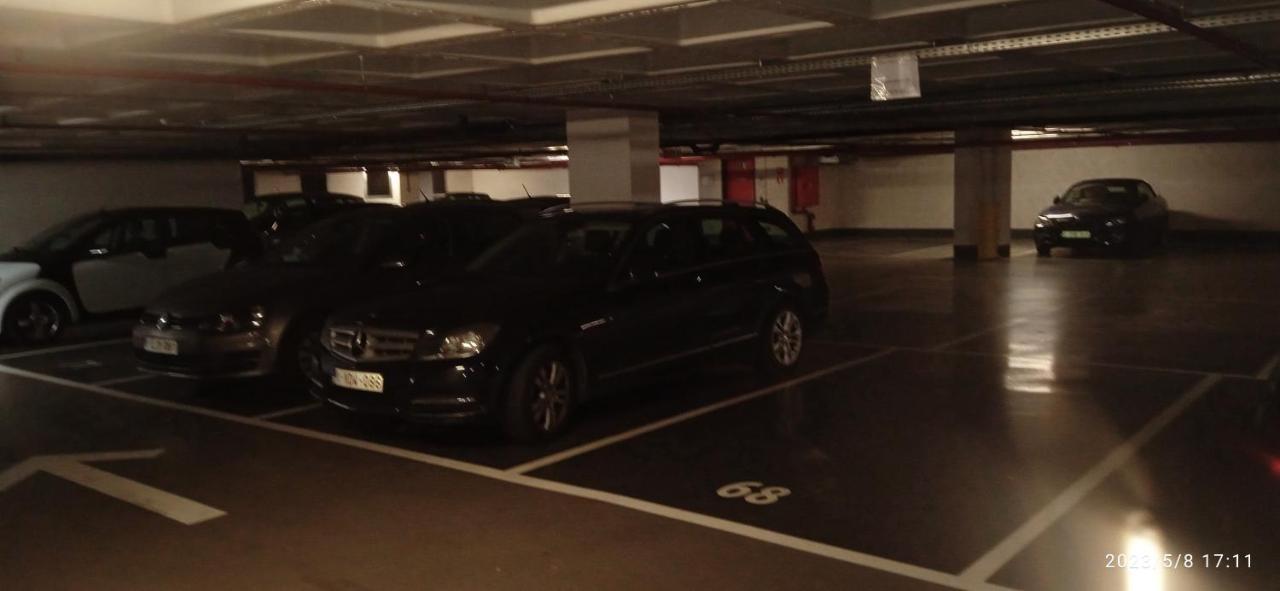 Liege Centre Mediacite Appartement Possible Parking Terrasse Immense 8Eme Pour 2 Personnes Экстерьер фото
